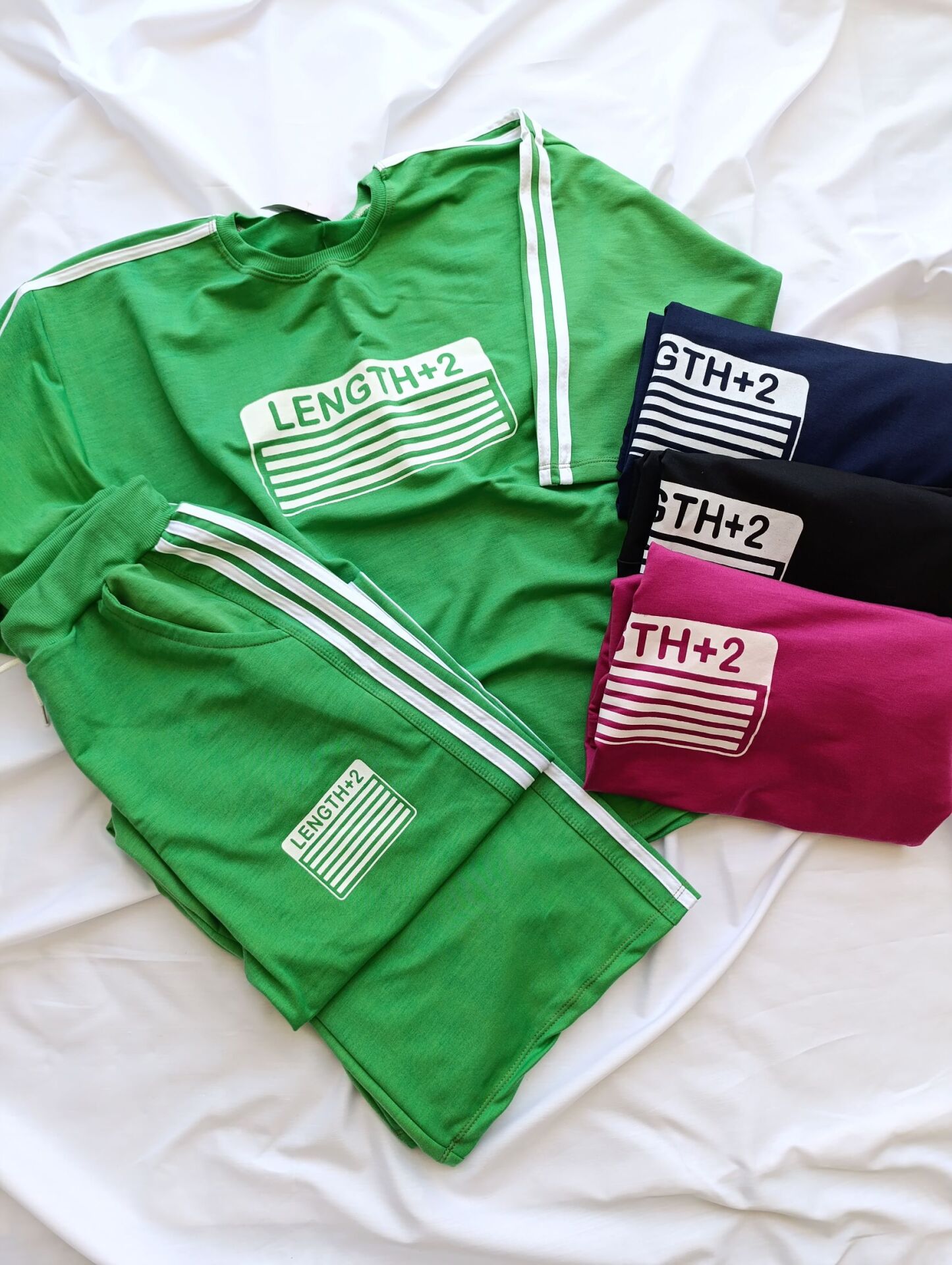  ست تیشرت شلوار گلکسی نلالند 