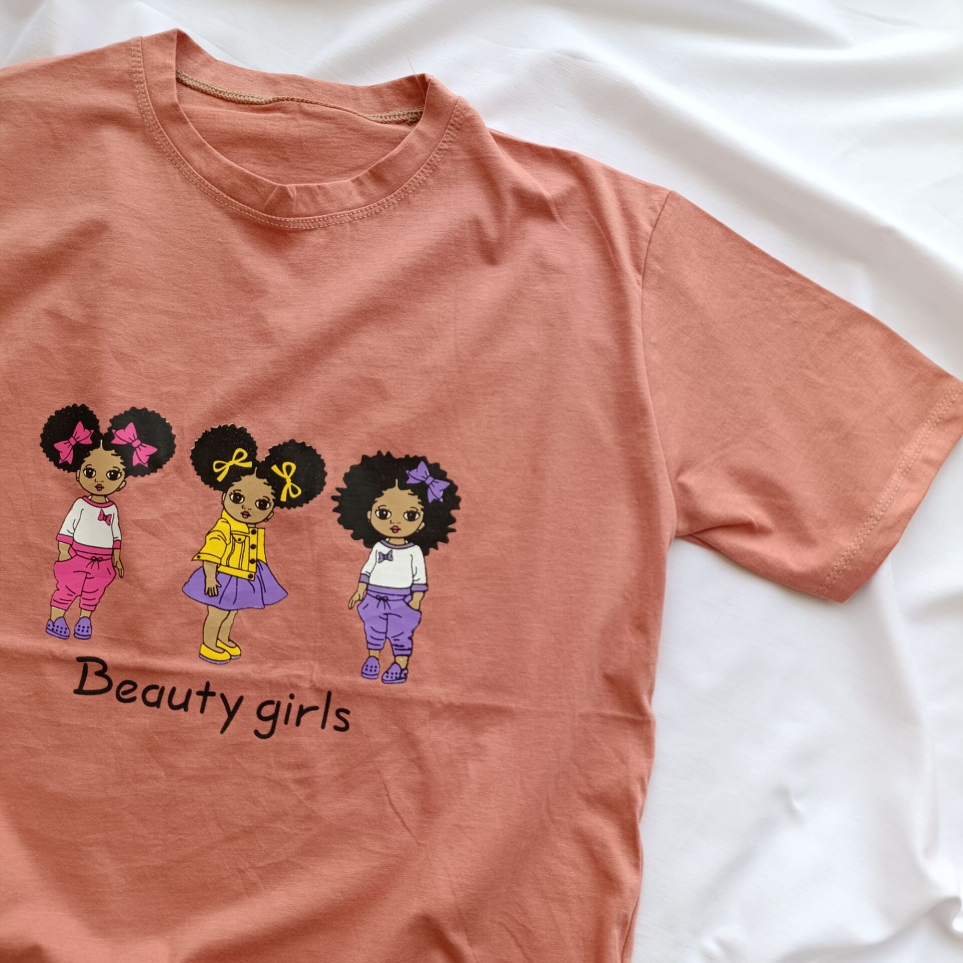  تیشرت دخترانه طرح دار nelaland.ir 