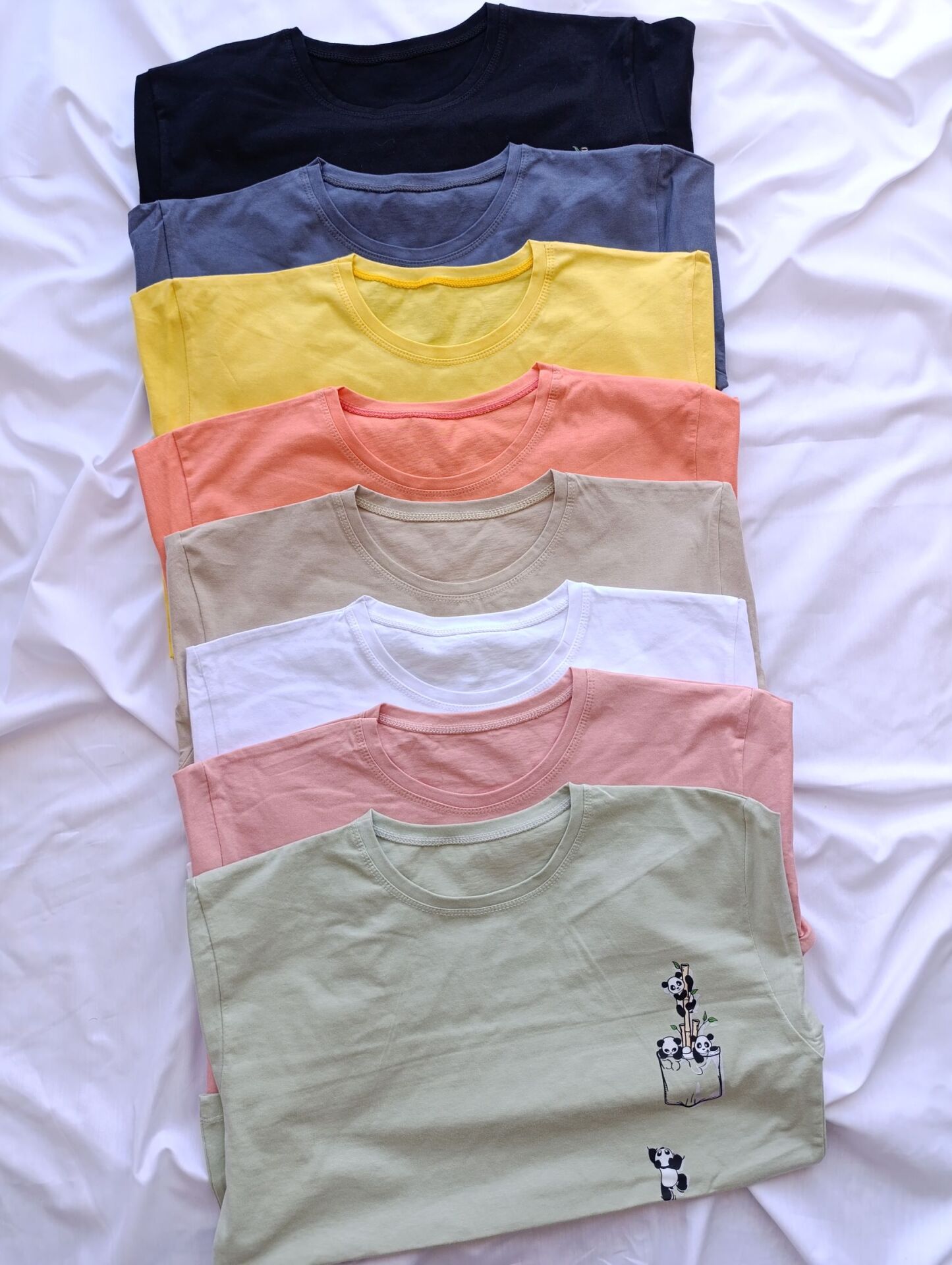  تیشرت طرح پاندا نخی نلالند 