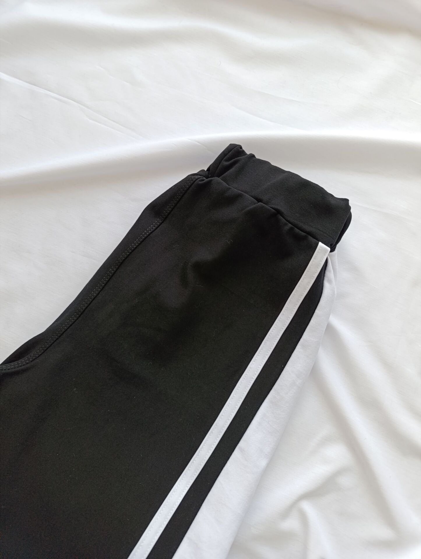  شلوار گلکسی کنار خط ، سفید رنگ نلالند 