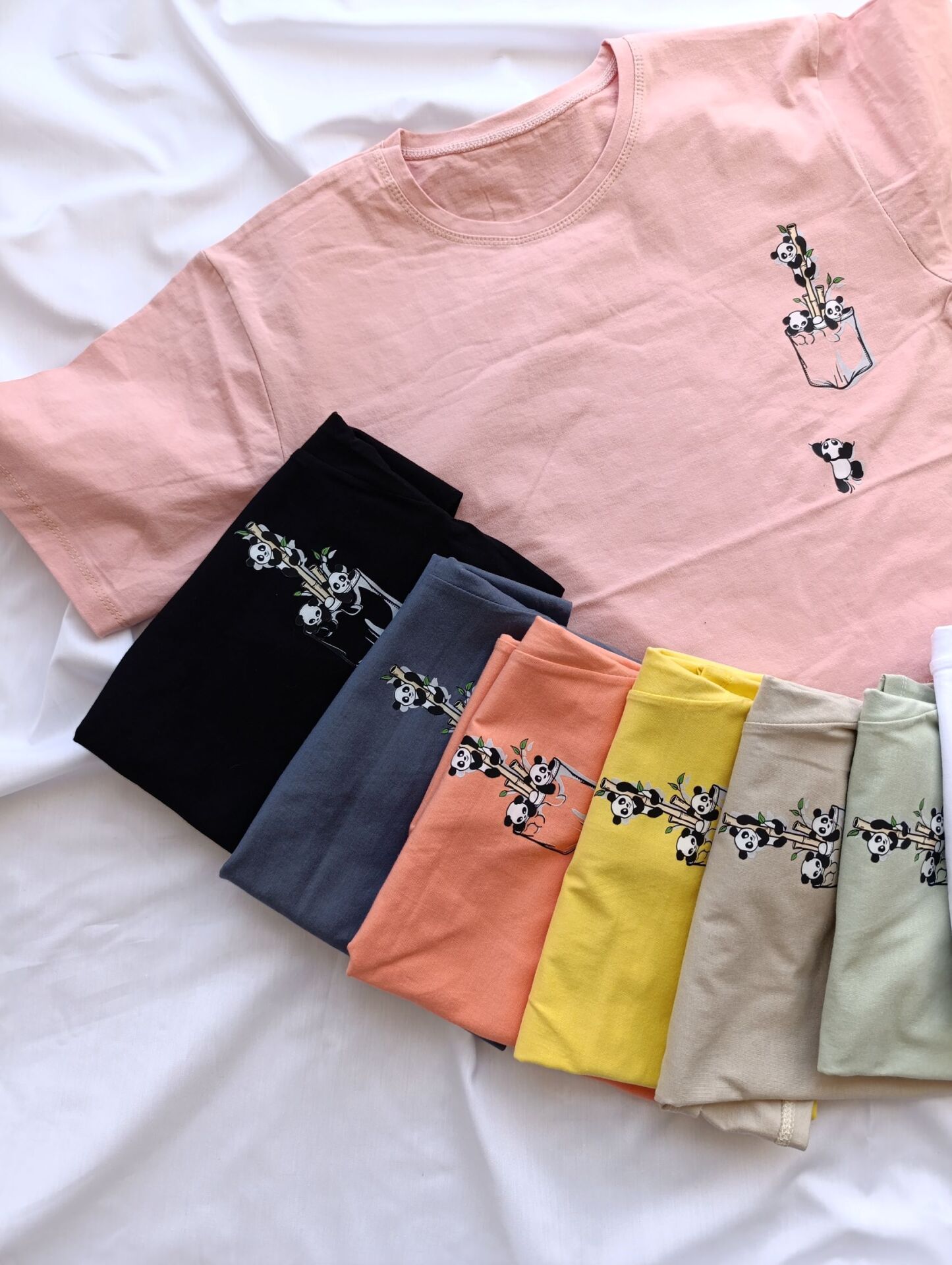  تیشرت طرح پاندا نخی نلالند 