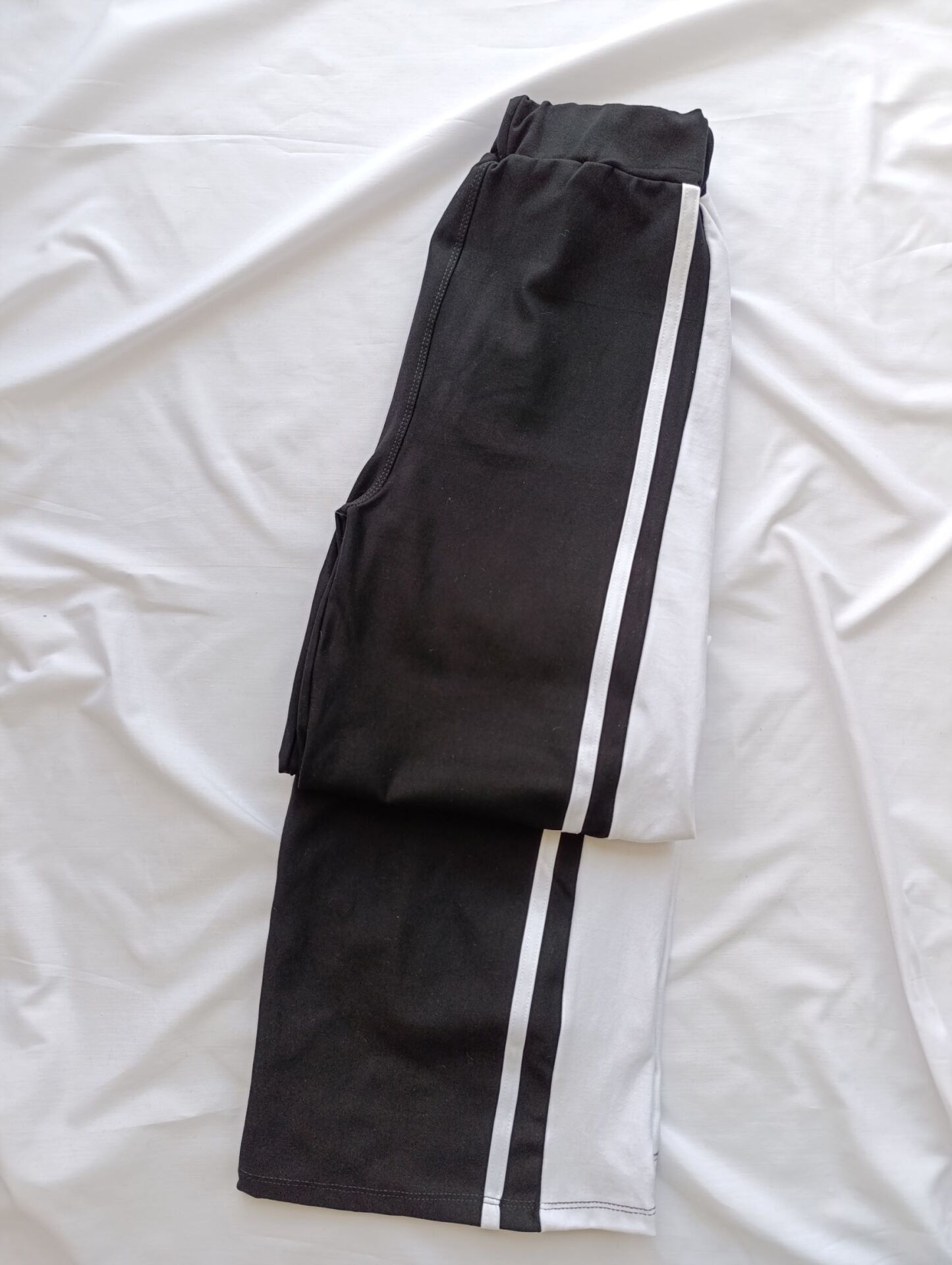  شلوار گلکسی کنار خط ، سفید رنگ نلالند 