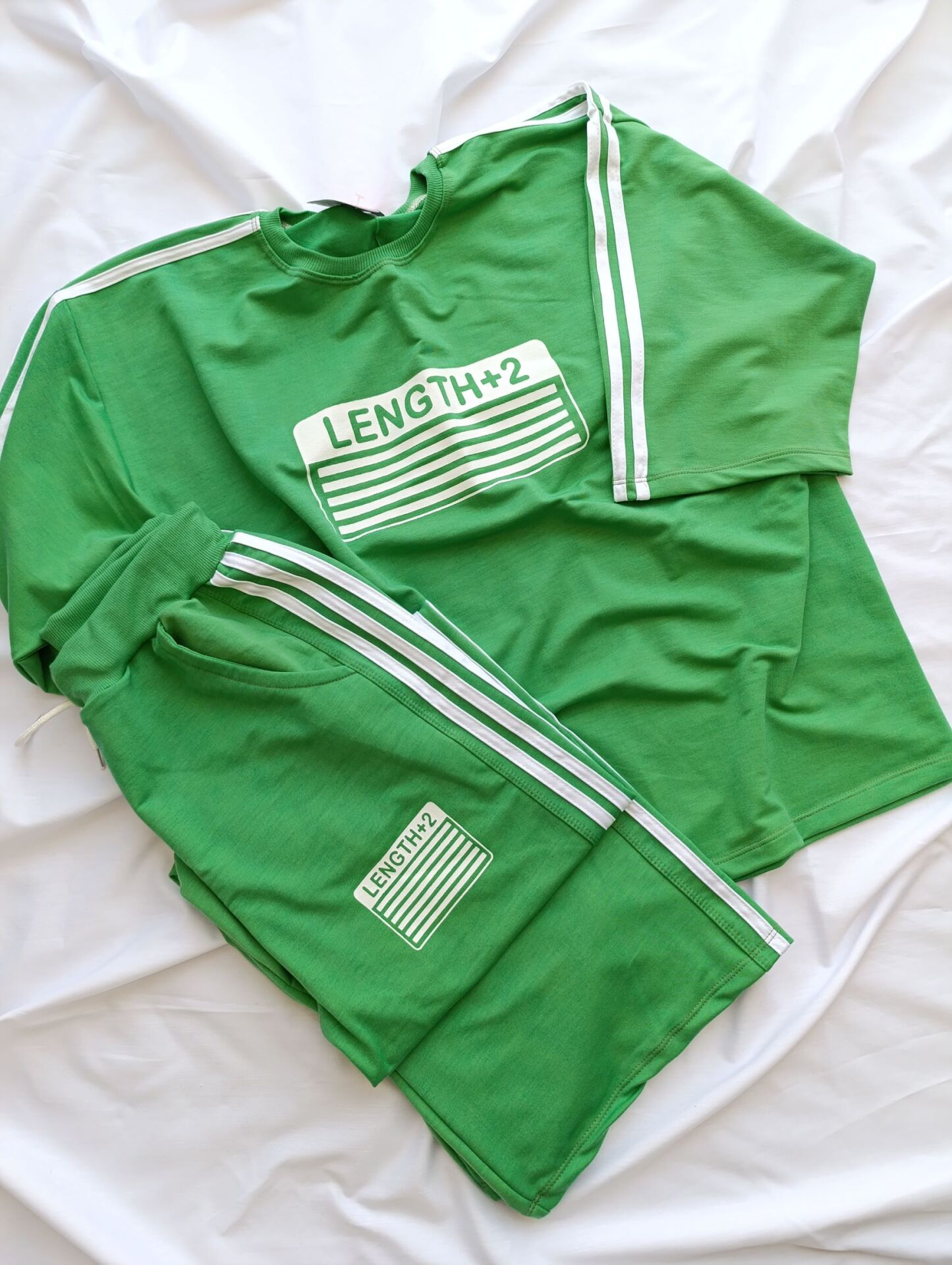  ست تیشرت شلوار گلکسی نلالند 